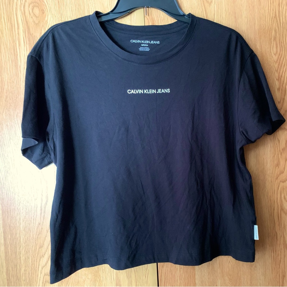 MSRP $30 Small Size Shiny Logo Boyfriend T-Shirt Calvin Klein